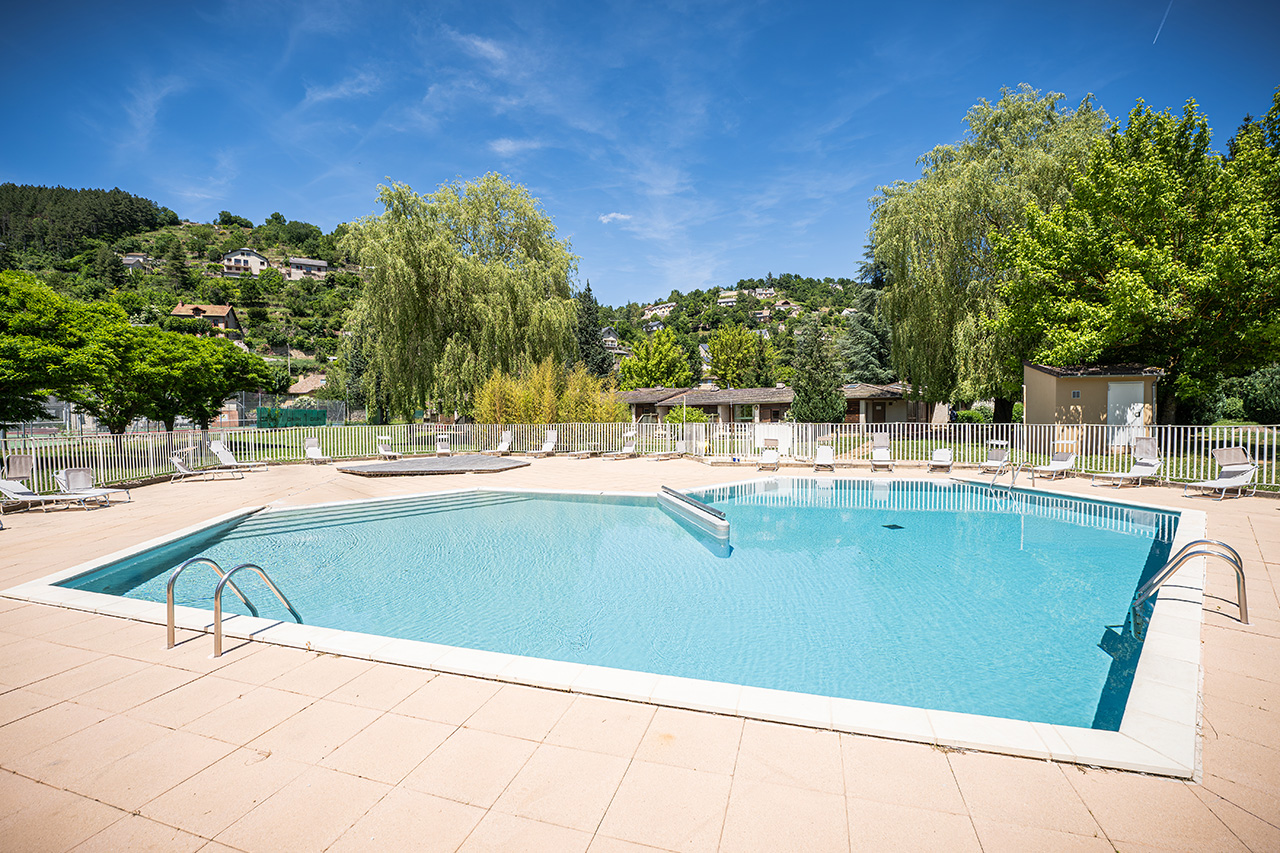 Piscine Camping Gévaudan